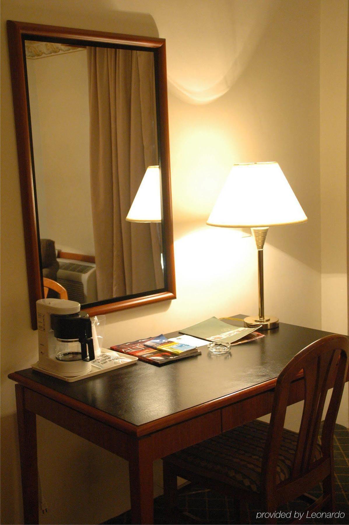 Best Western Residencial Inn And Suites Ματαμόρος Δωμάτιο φωτογραφία